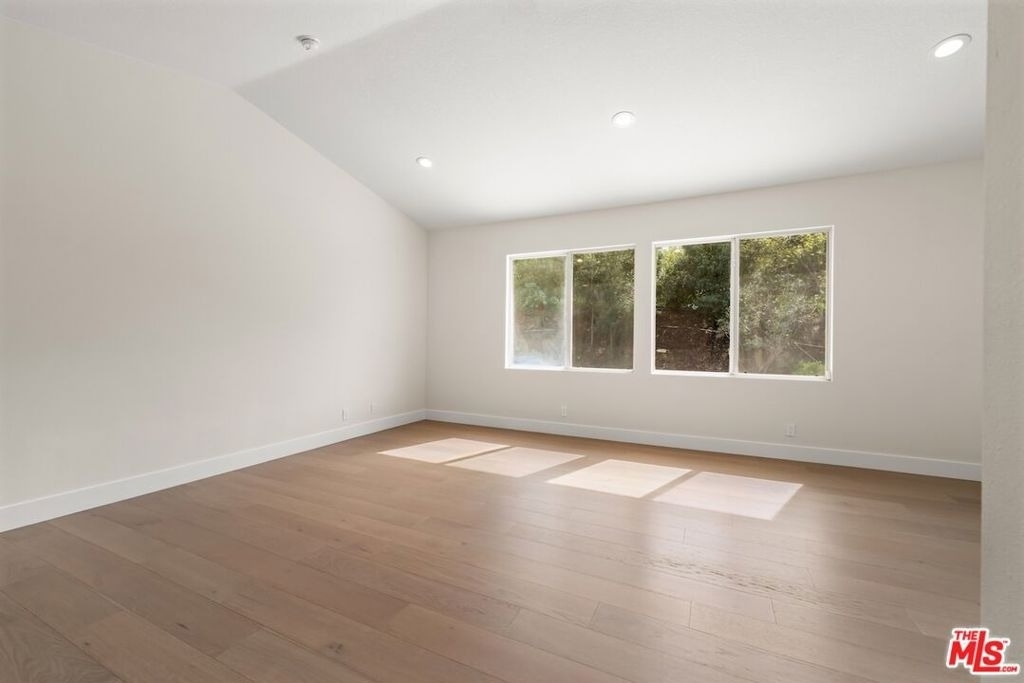 18500 Saint Moritz Drive - Photo 44