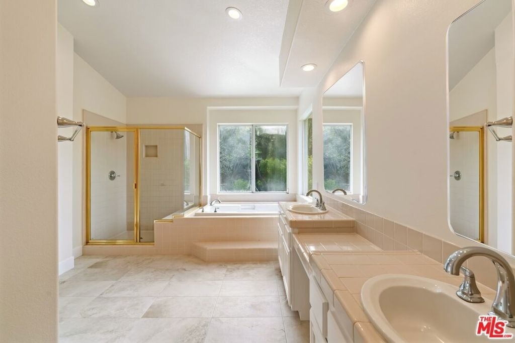 18500 Saint Moritz Drive - Photo 48