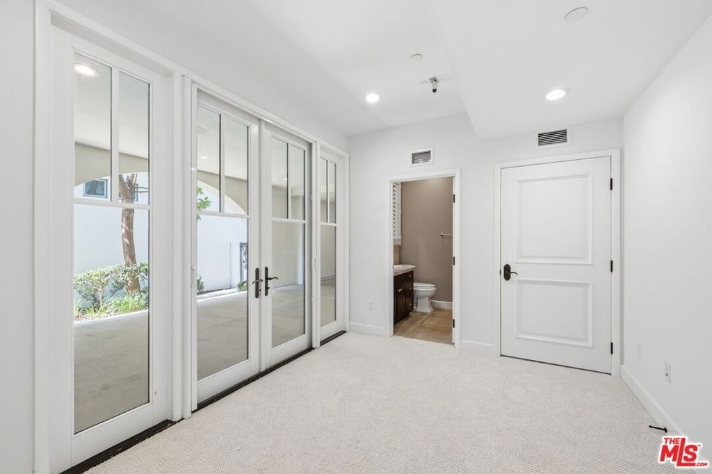 13079 Bluff Creek Drive - Photo 7
