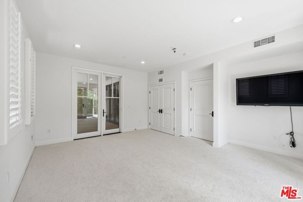 13079 Bluff Creek Drive - Photo 4