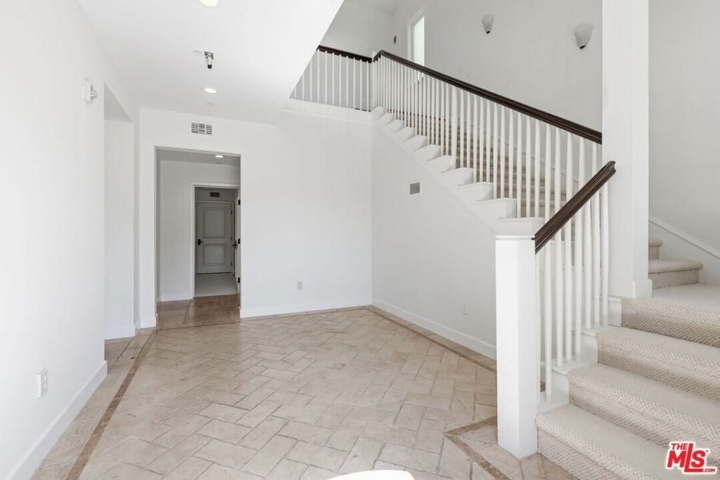 13079 Bluff Creek Drive - Photo 3