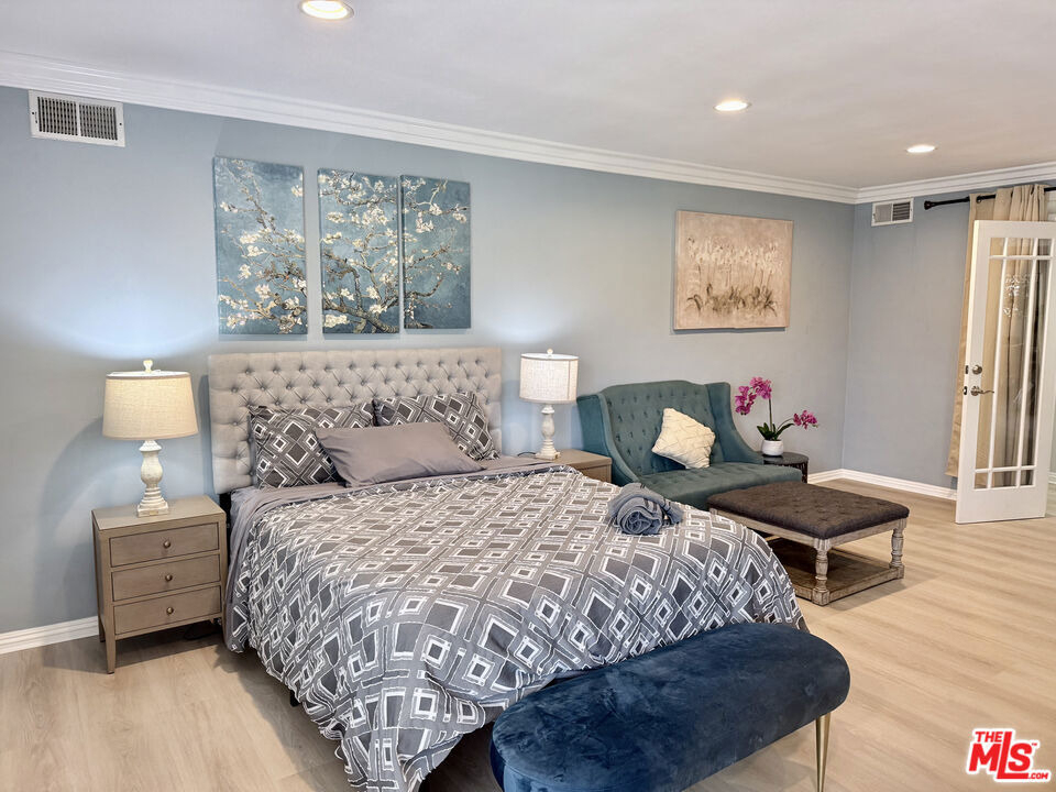 6605 S Sherbourne Drive - Photo 15