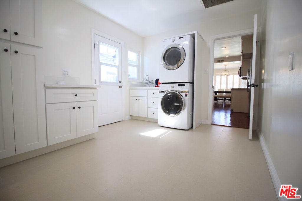 6605 S Sherbourne Drive - Photo 37