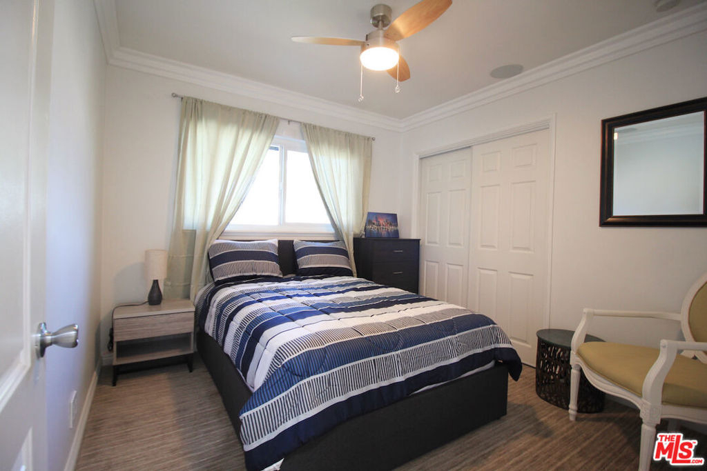 6605 S Sherbourne Drive - Photo 34