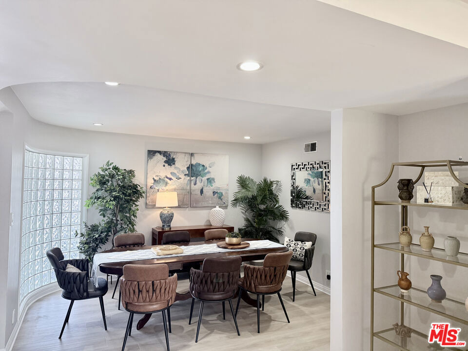 6605 S Sherbourne Drive - Photo 8