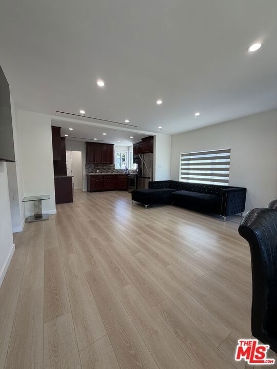 8561 Kyle Street - Photo 5