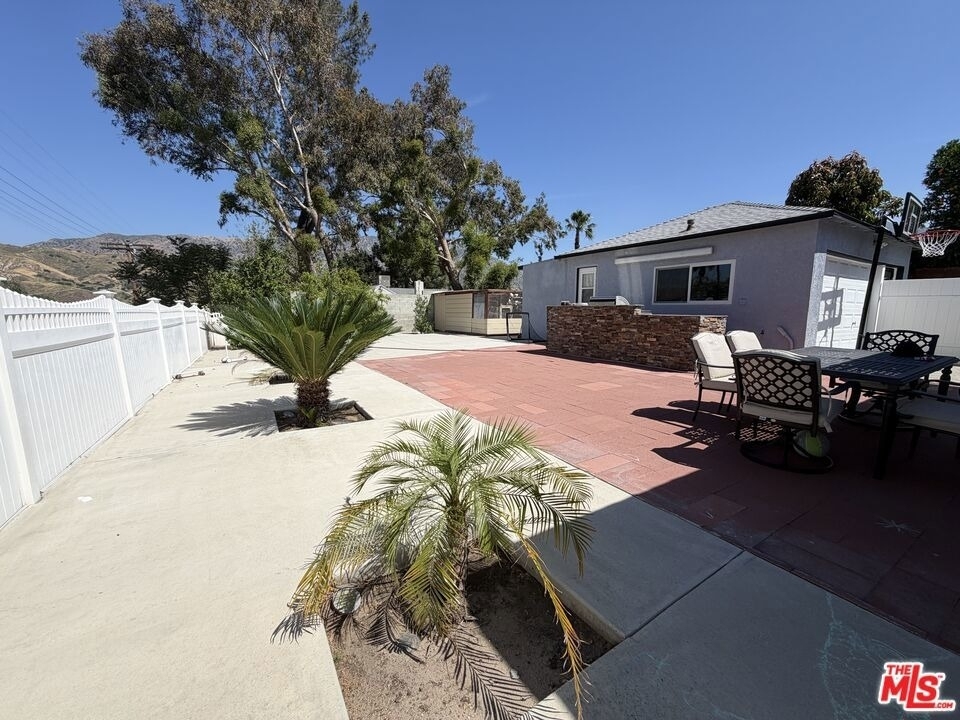 8561 Kyle Street - Photo 34