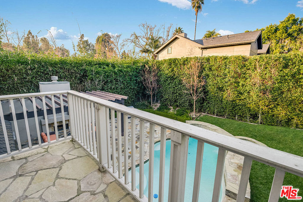 10161 Valley Spring Lane - Photo 28