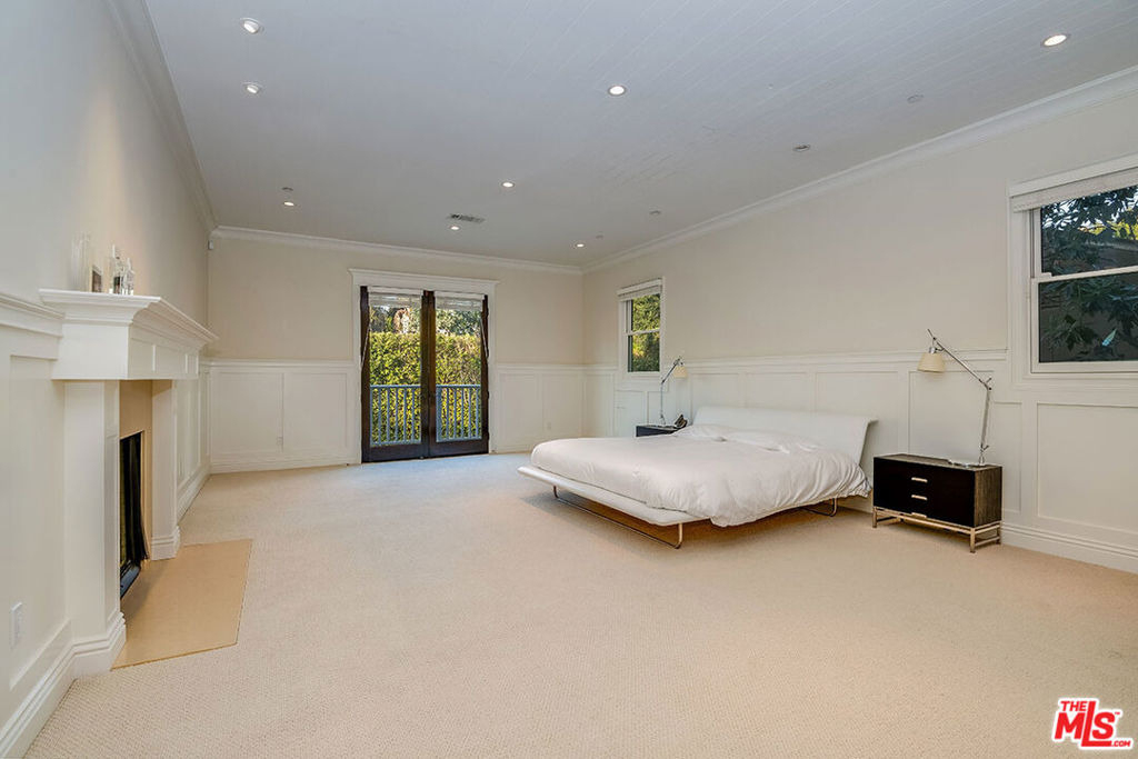 10161 Valley Spring Lane - Photo 27