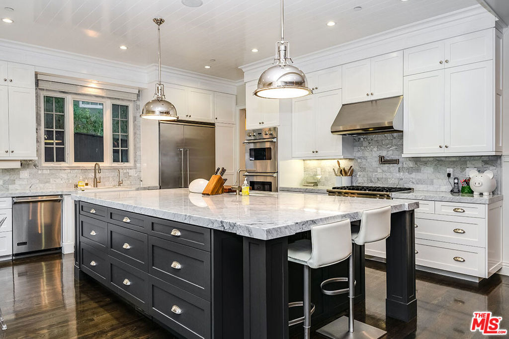 10161 Valley Spring Lane - Photo 14