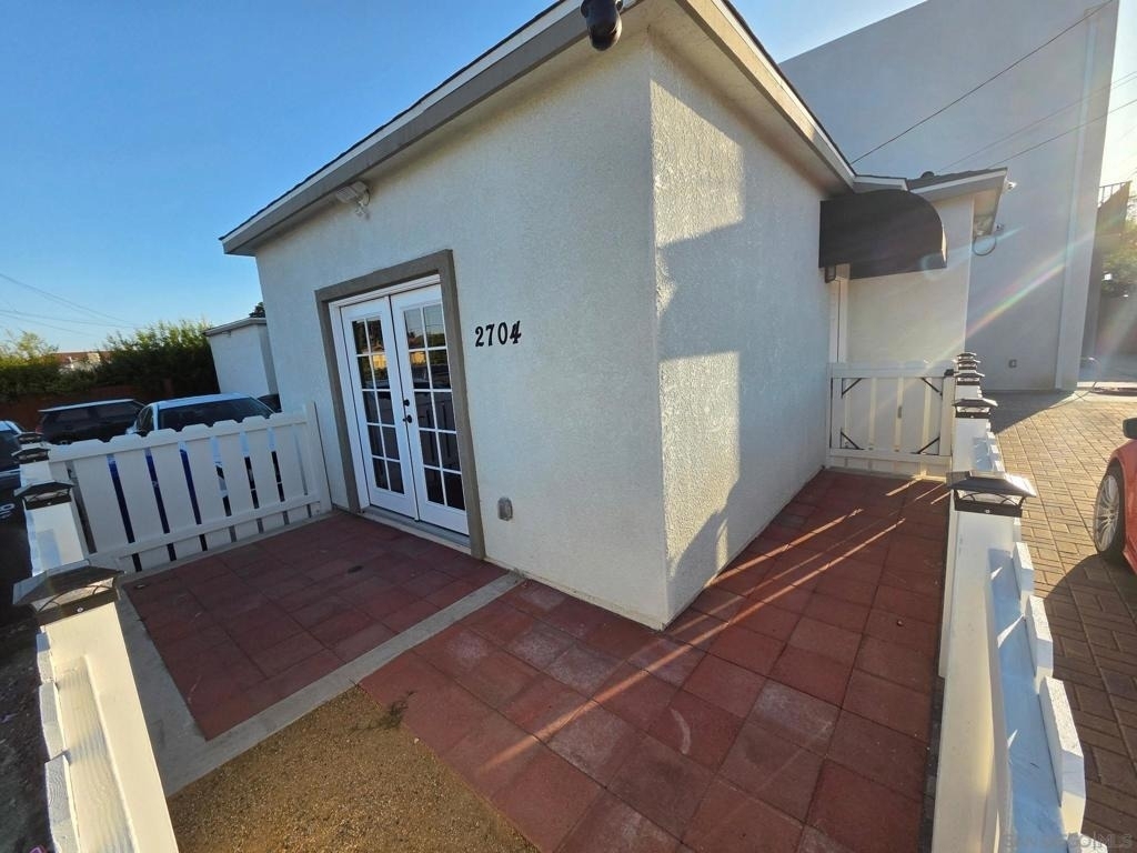 2702 Grove St - Photo 11
