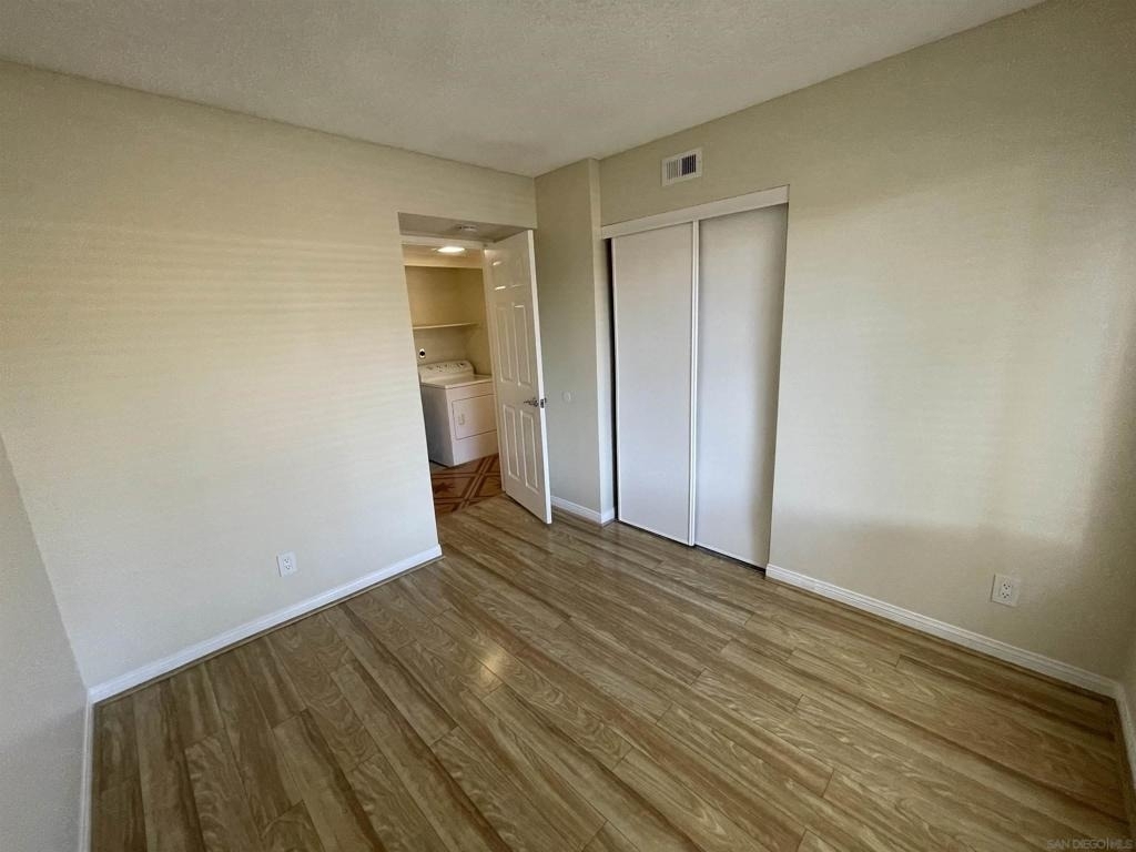 7055 Appian Dr - Photo 14