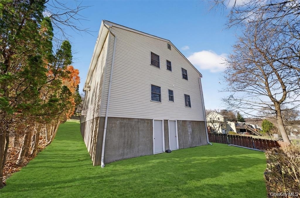 55 High Street - Photo 12