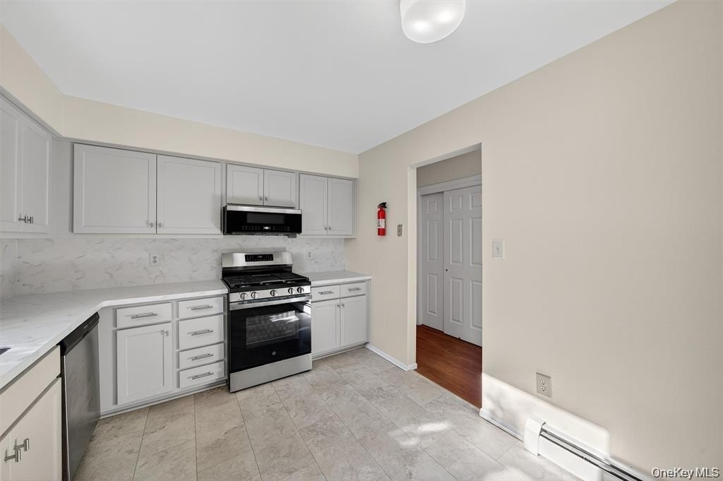 55 High Street - Photo 3