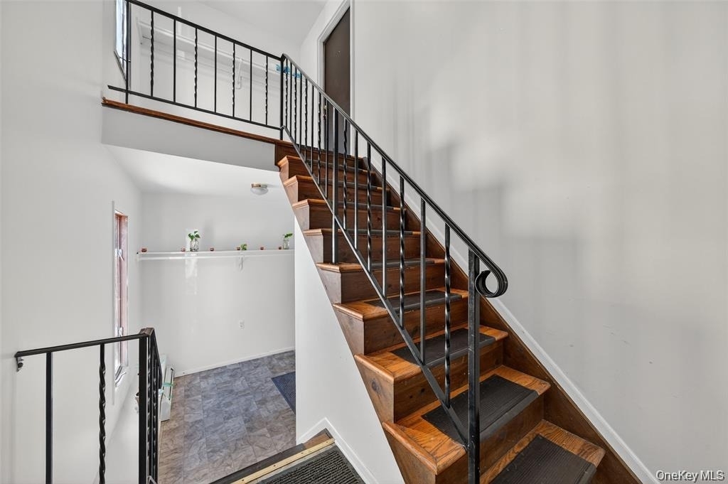 55 High Street - Photo 2