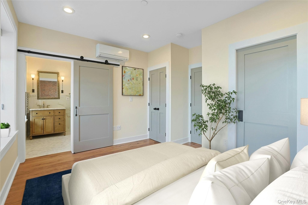 19 Main Street - Photo 12
