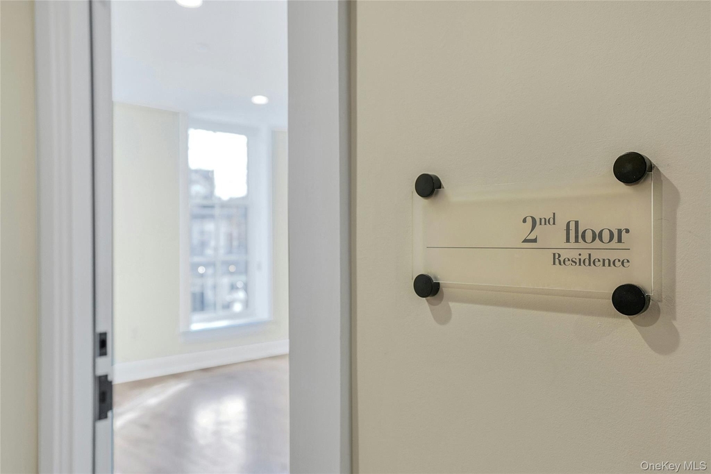 19 Main Street - Photo 2