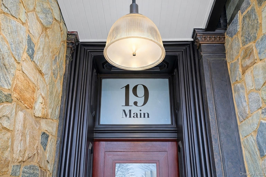 19 Main Street - Photo 1