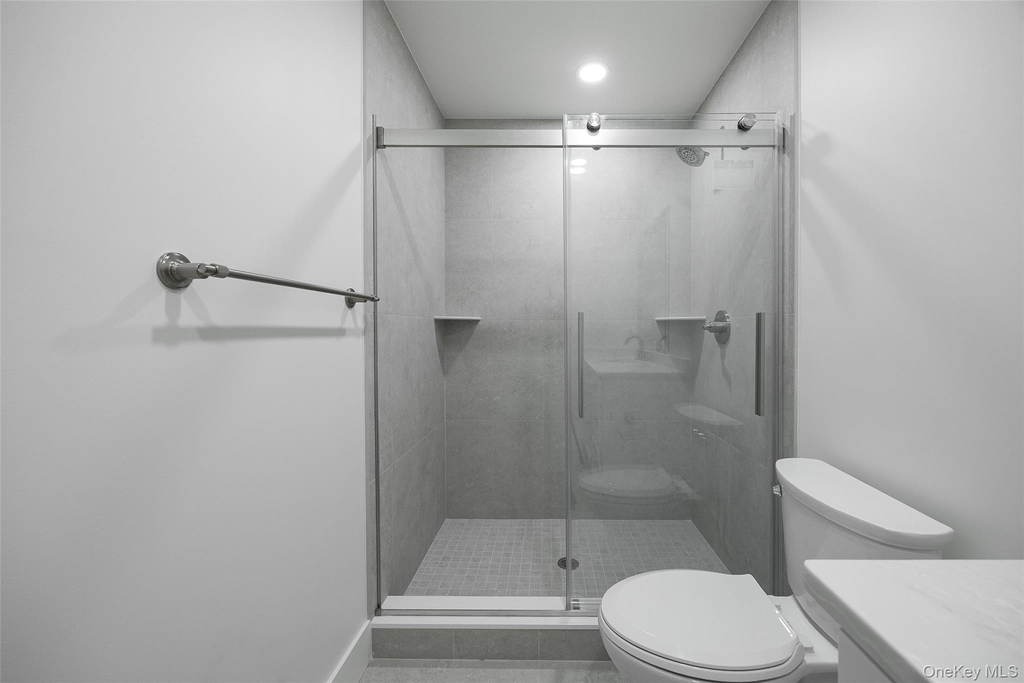 1 Dean Place - Photo 11