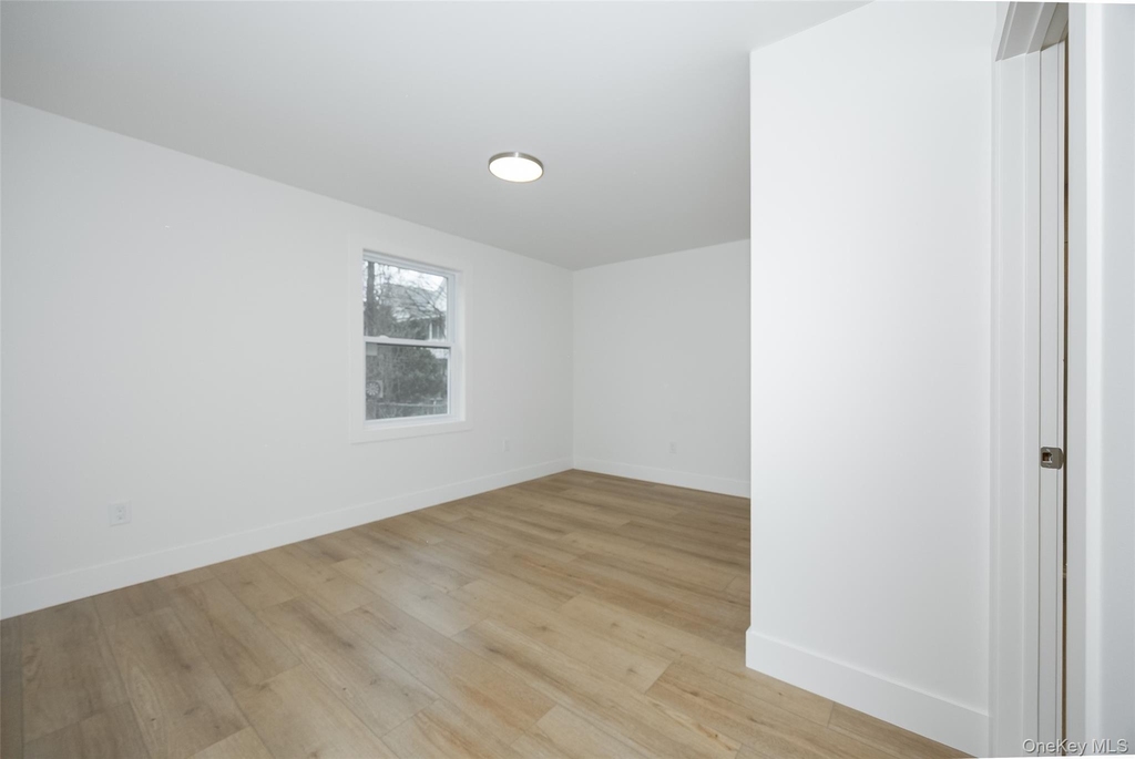 1 Dean Place - Photo 10