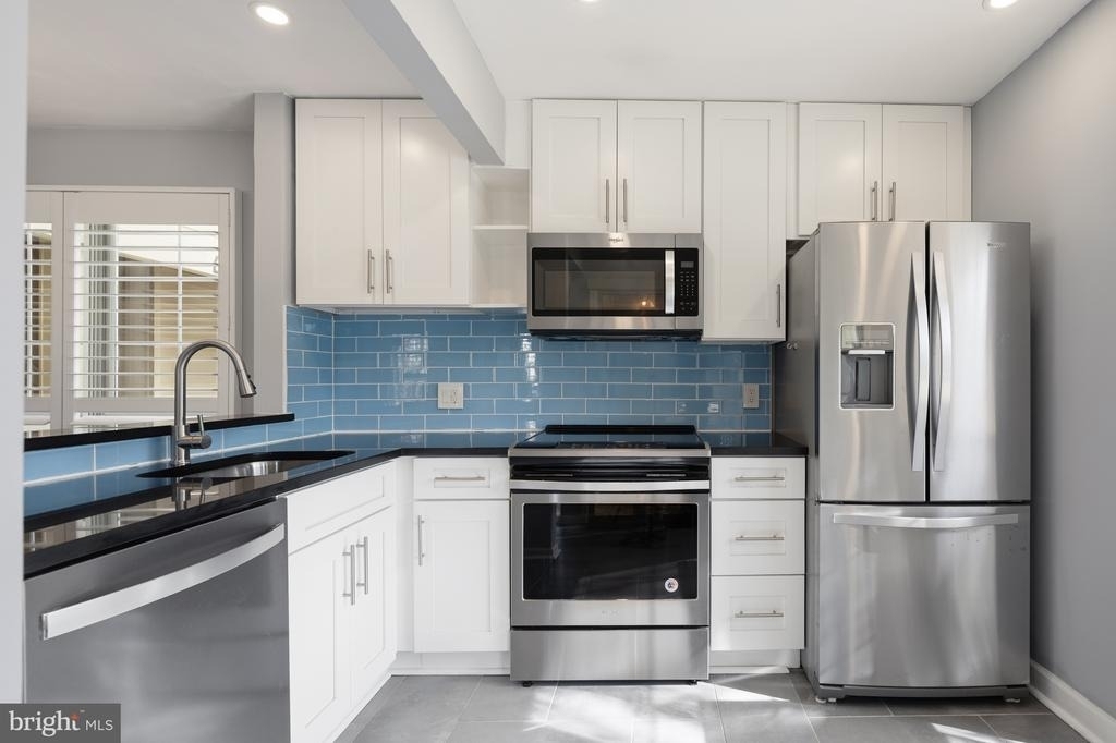 6608 Jupiter Hills Circle - Photo 13
