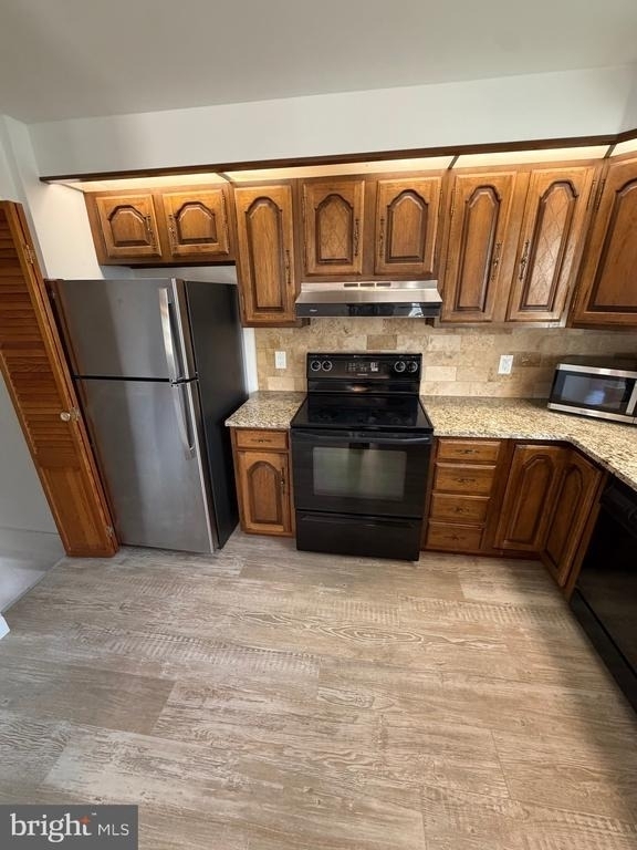 1711 Robinson Avenue - Photo 9