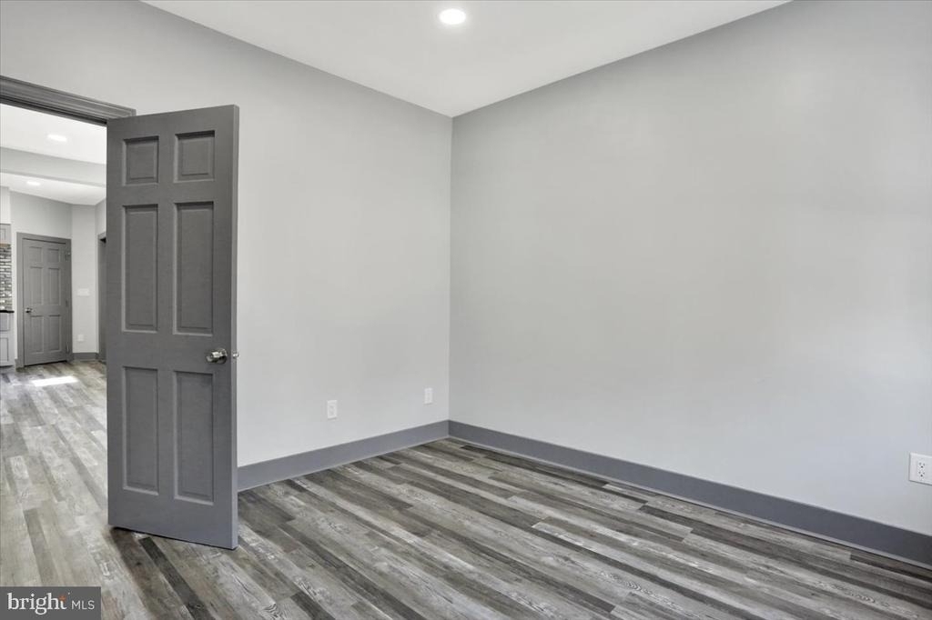 553 Wunder Street - Photo 12