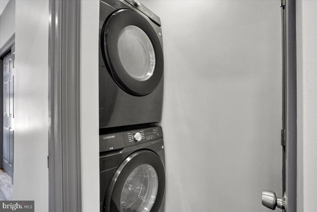 553 Wunder Street - Photo 9
