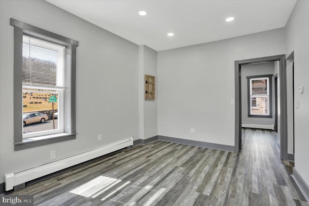 553 Wunder Street - Photo 7