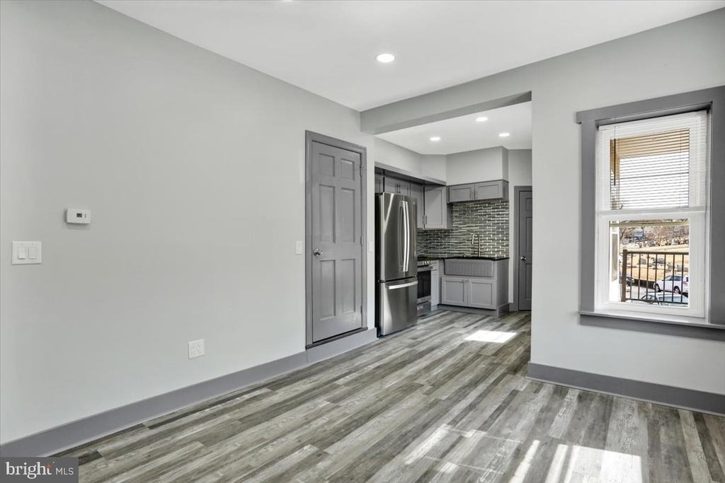 553 Wunder Street - Photo 8