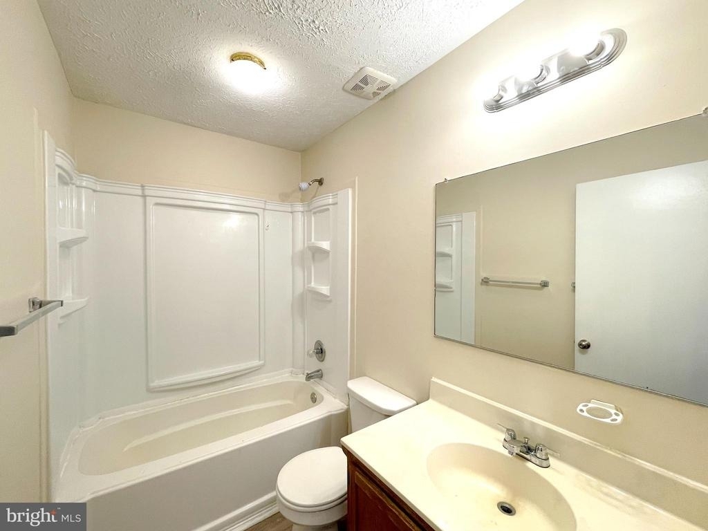 45743 Dee Court - Photo 13