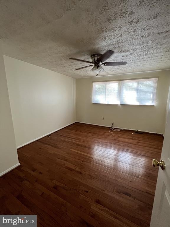 388 Possum Court - Photo 23