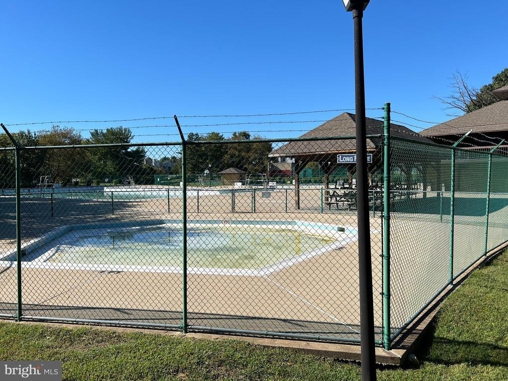 18336 Streamside Drive - Photo 29