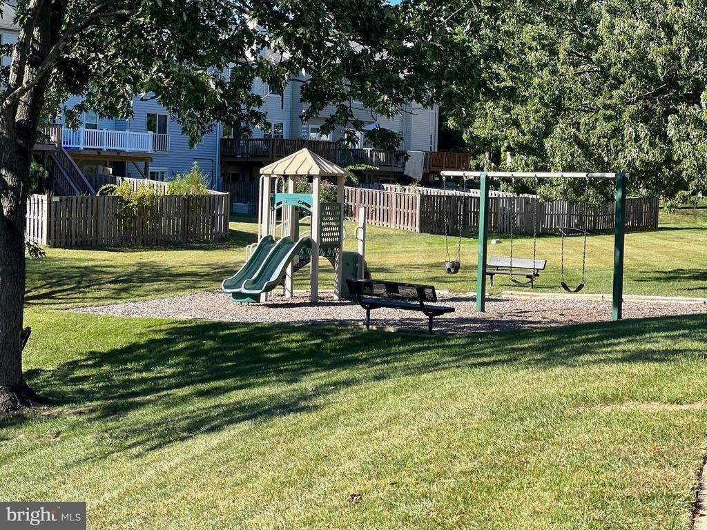 18336 Streamside Drive - Photo 35
