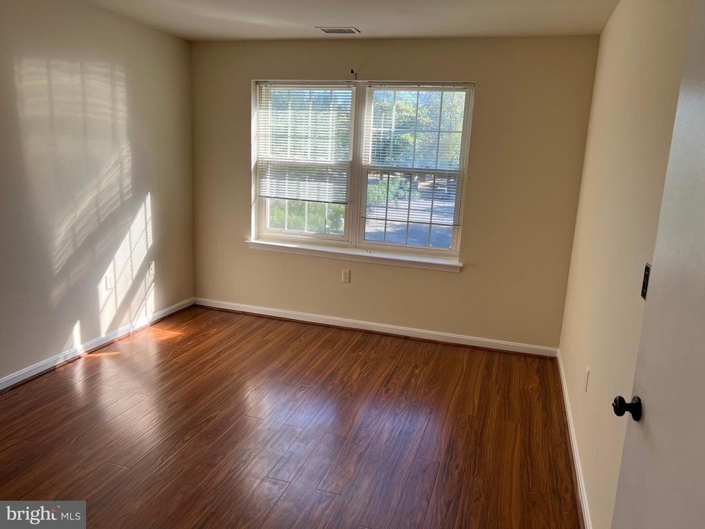18336 Streamside Drive - Photo 19