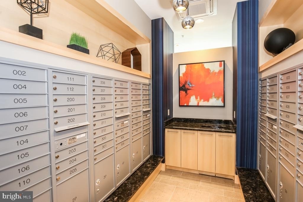 1320 Fenwick Lane - Photo 27