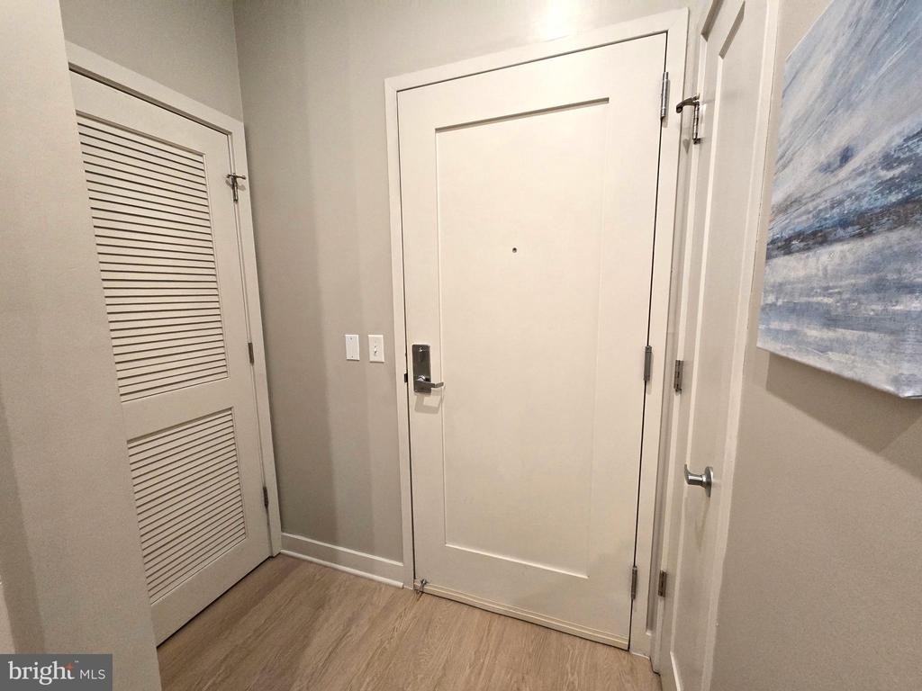 1320 Fenwick Lane - Photo 18