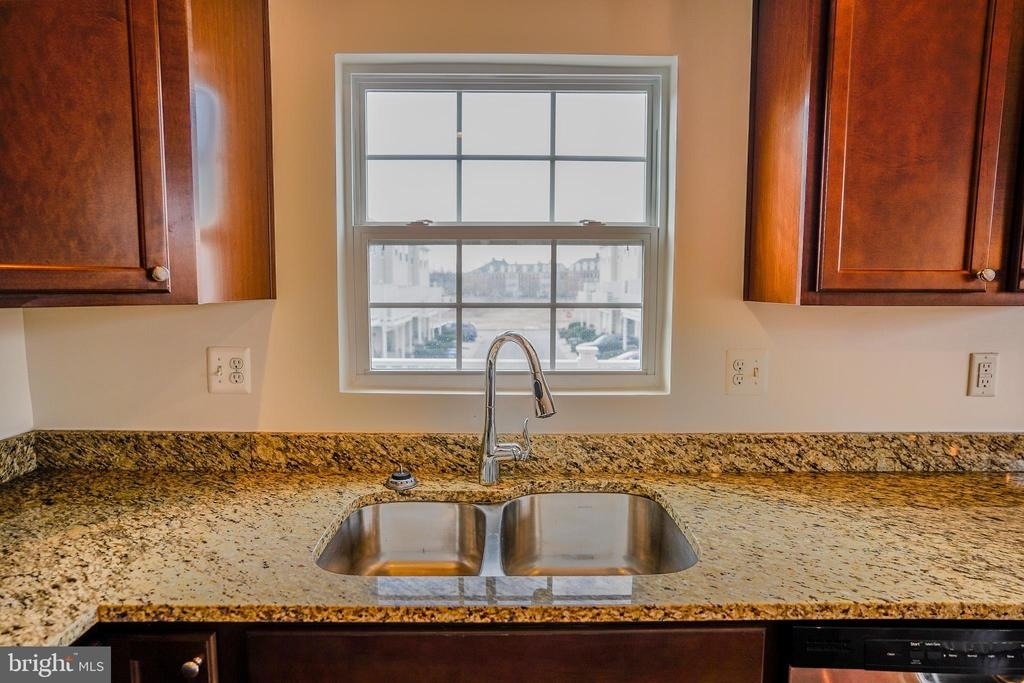 7810 Quidditch Lane - Photo 10