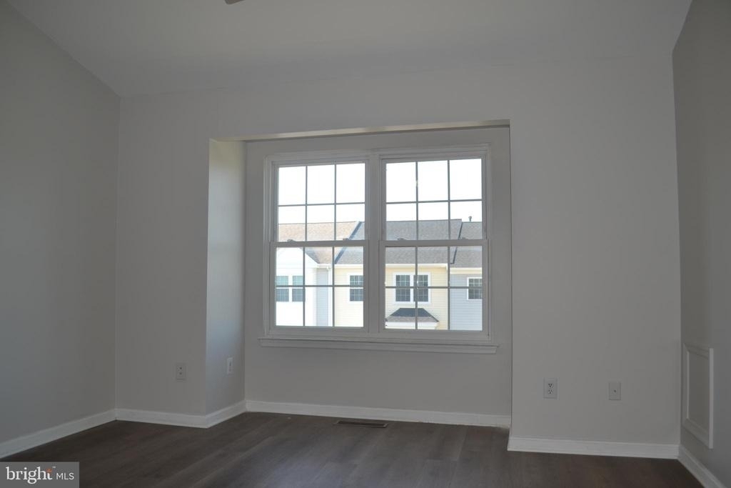 7104 Collinsworth Place - Photo 7