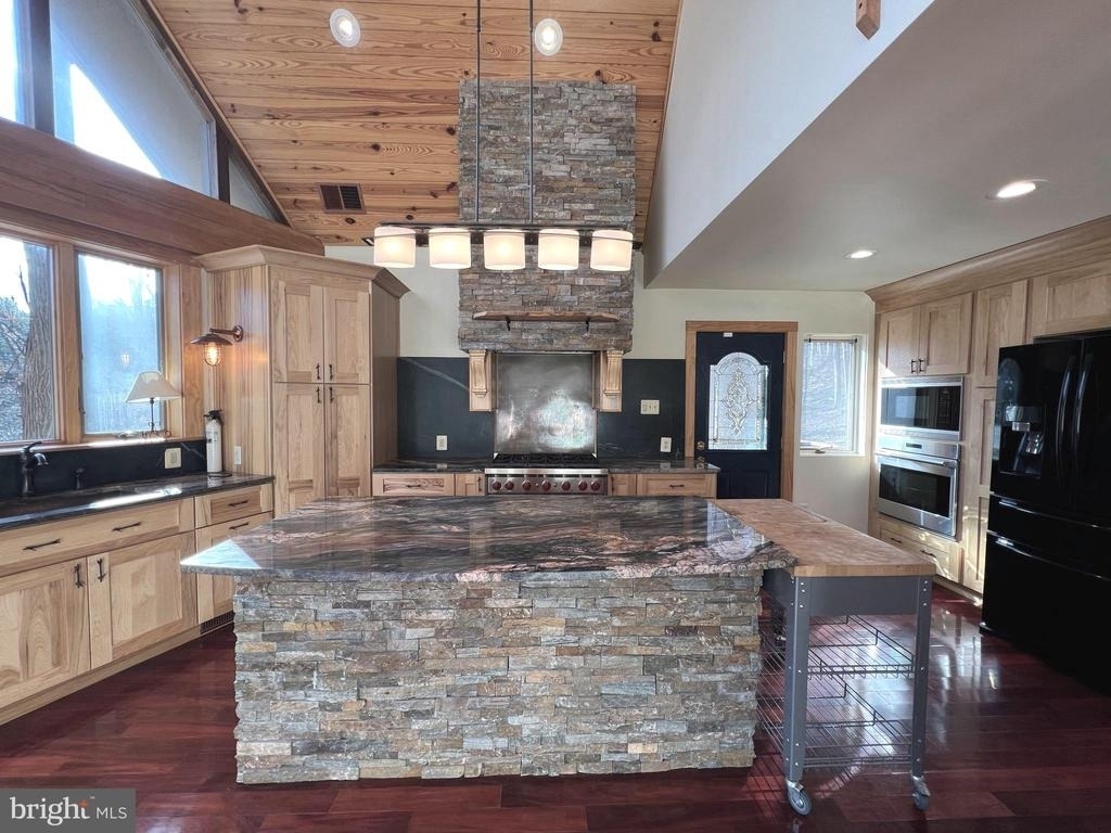 12889 Eagles View Road - Photo 18