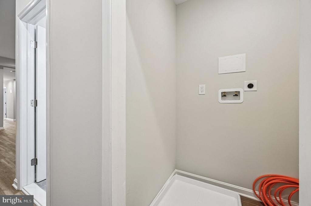 750 Reservoir Street - Photo 18