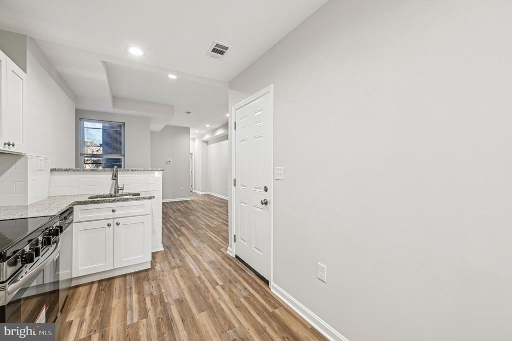 750 Reservoir Street - Photo 13