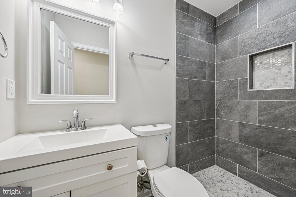 750 Reservoir Street - Photo 19
