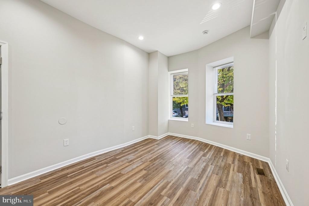 750 Reservoir Street - Photo 8