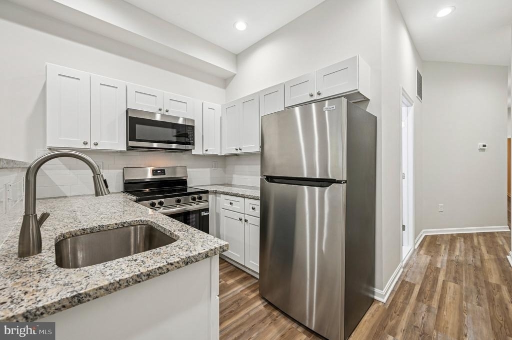750 Reservoir Street - Photo 11