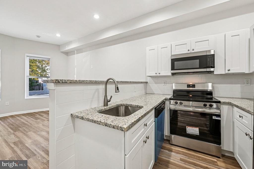 750 Reservoir Street - Photo 12