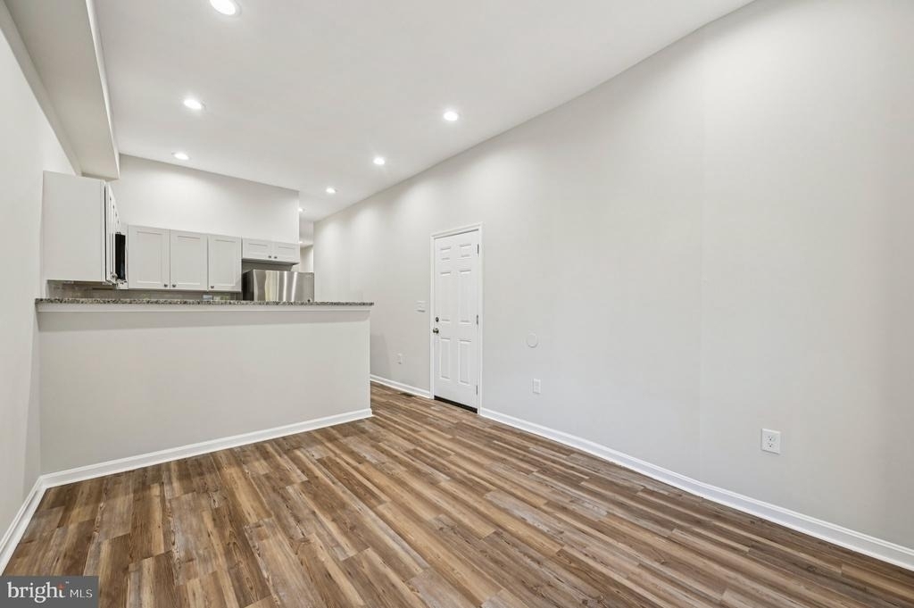750 Reservoir Street - Photo 9