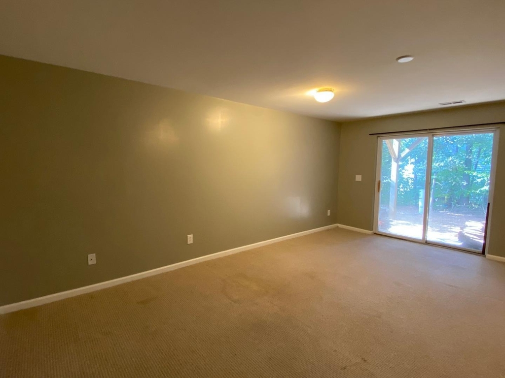 2810 Barrymore Street - Photo 12