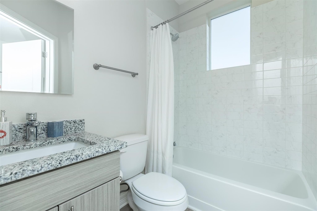 1201 W Whitestone Blvd - Photo 15