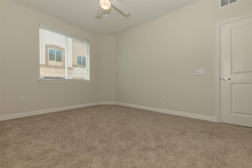 1201 W Whitestone Blvd Blvd - Photo 6